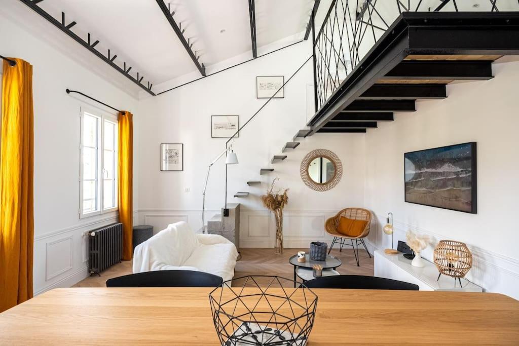 Superbe Appartement Facon Loft A 2 Pas Du Centre ! La Rochelle  Exteriör bild