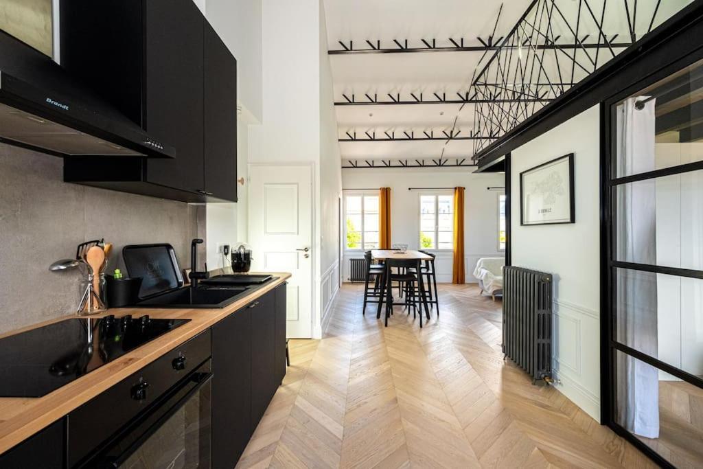 Superbe Appartement Facon Loft A 2 Pas Du Centre ! La Rochelle  Exteriör bild